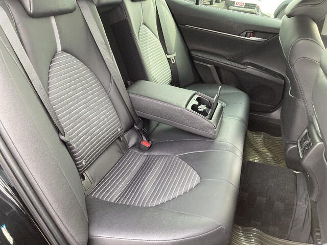 TOYOTA CAMRY HYBRID 2019 Image 31