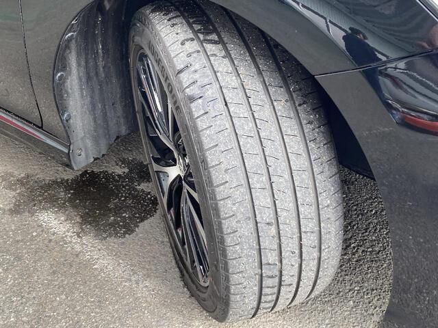 TOYOTA CAMRY HYBRID 2019 Image 31