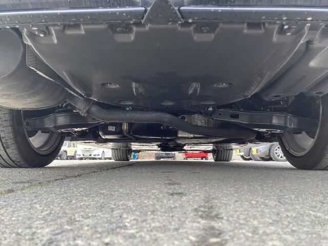 TOYOTA CAMRY HYBRID 2019 Image 31