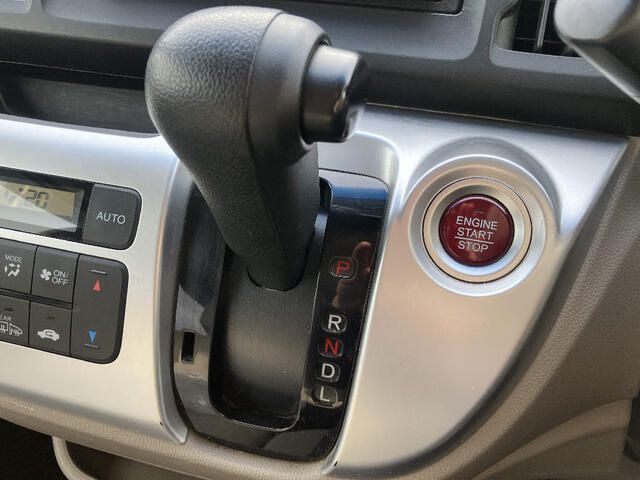 HONDA N-WGN 4WD 2016 Image 31