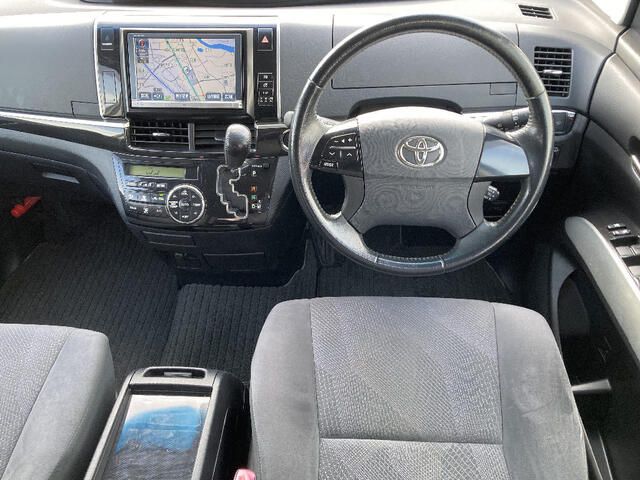 TOYOTA ESTIMA  4WD 2013 Image 31