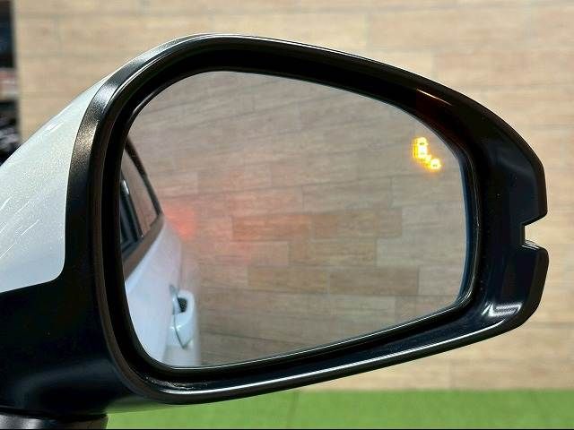 HONDA VEZEL E:HEV 2023 Image 31