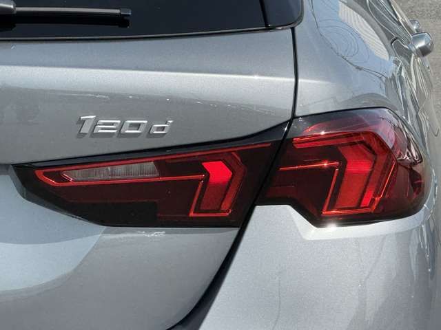 BMW 1SERIES 2025 Image 31