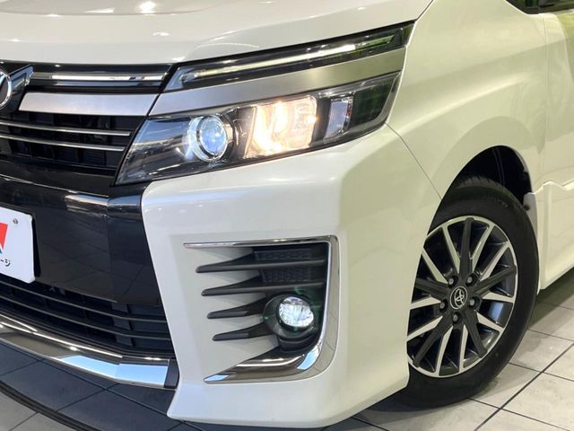 TOYOTA VOXY 2017 Image 31