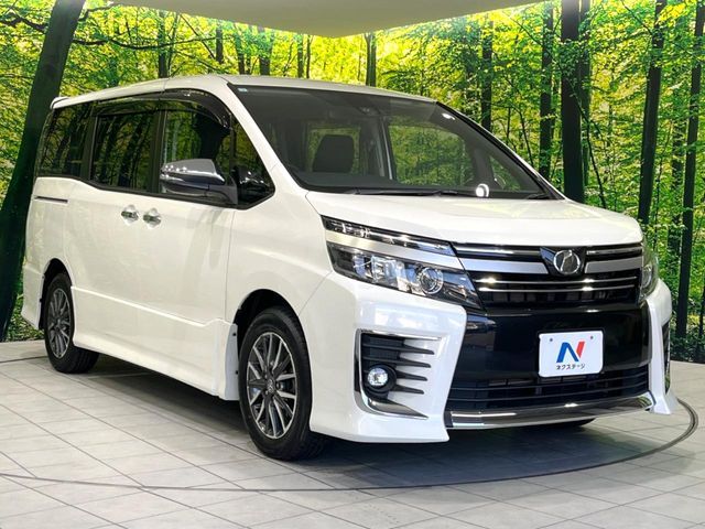 TOYOTA VOXY 2017 Image 31