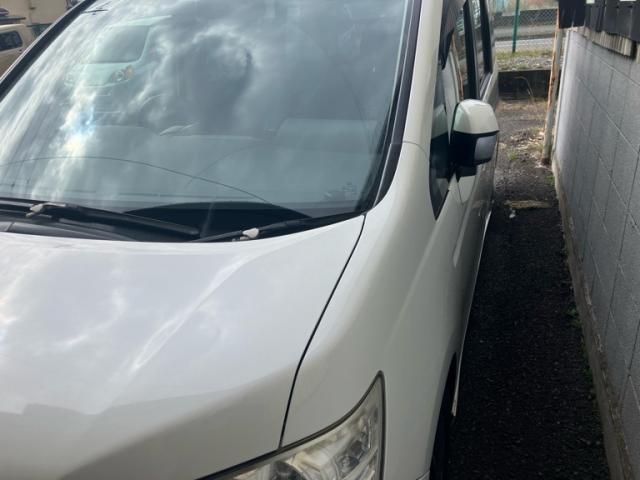 HONDA STEPWAGON 2013 Image 31