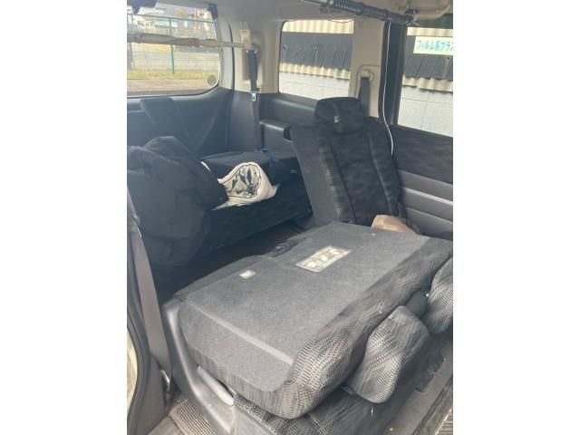 HONDA STEPWAGON 2013 Image 31