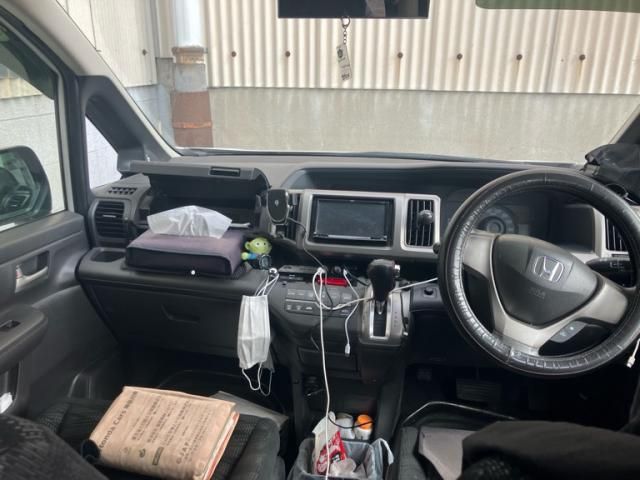 HONDA STEPWAGON 2013 Image 31