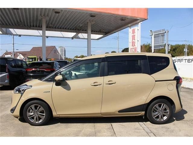 TOYOTA SIENTA HYBRID 2018 Image 31