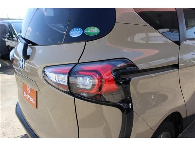 TOYOTA SIENTA HYBRID 2018 Image 31