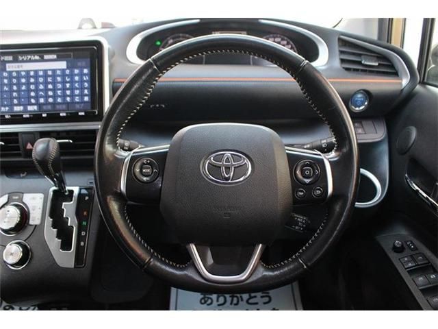 TOYOTA SIENTA HYBRID 2018 Image 31