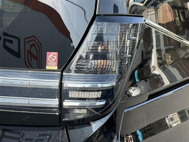 TOYOTA VOXY HYBRID 4WD 2022 Image 31