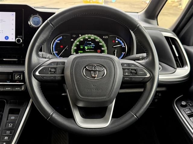 TOYOTA VOXY HYBRID 4WD 2022 Image 31