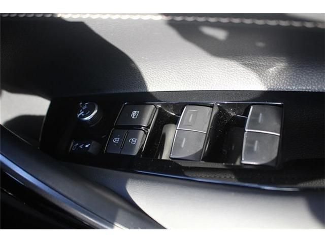 TOYOTA COROLLA TOURING HYBR 2023 Image 31