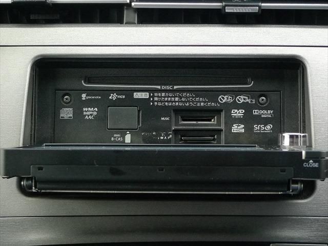 TOYOTA PRIUS 2013 Image 31