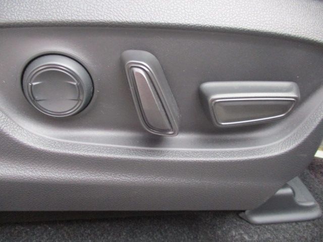 TOYOTA CROWN SPORT 2025 Image 31