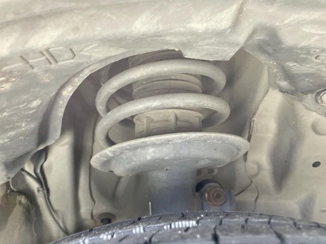 TOYOTA VITZ 2016 Image 31