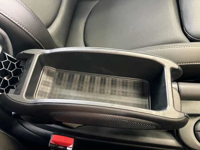 BMW MINI COOPER 2019 Image 31