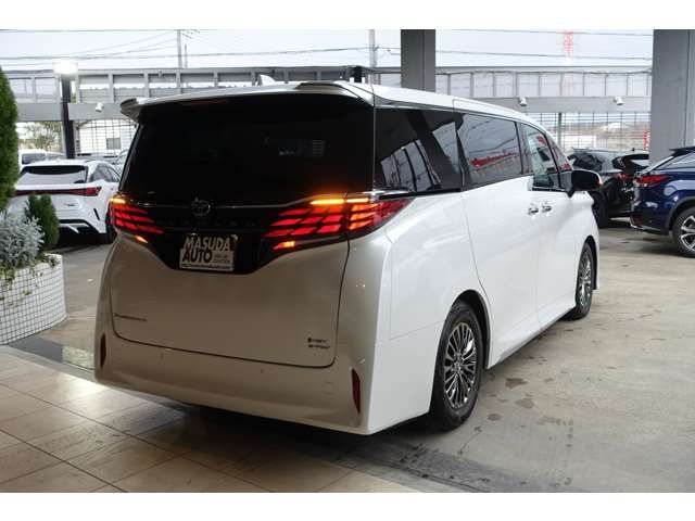 TOYOTA ALPHARD HYBRID 4WD 2023 Image 31