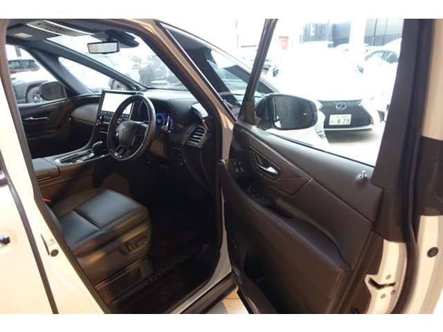 TOYOTA ALPHARD HYBRID 4WD 2023 Image 31