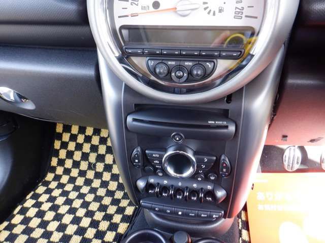 BMW MINI COOPER S CR 2011 Image 31