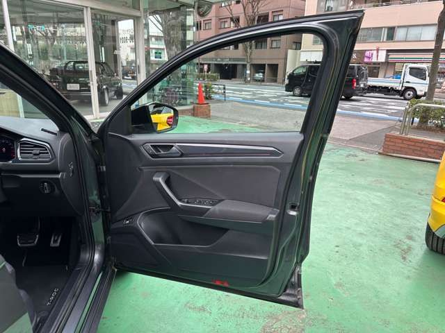 VOLKSWAGEN T-ROC 2021 Image 31