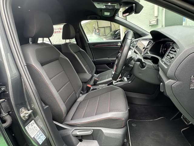 VOLKSWAGEN T-ROC 2021 Image 31