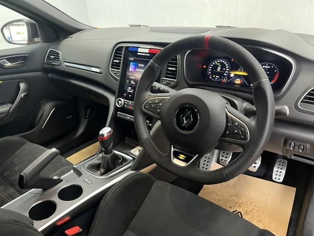RENAULT MEGANE HATCH 2024 Image 31