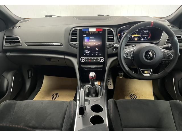 RENAULT MEGANE HATCH 2024 Image 31