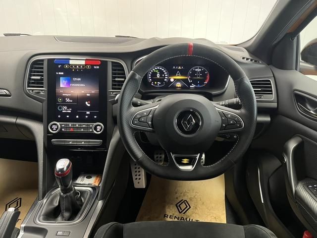 RENAULT MEGANE HATCH 2024 Image 31