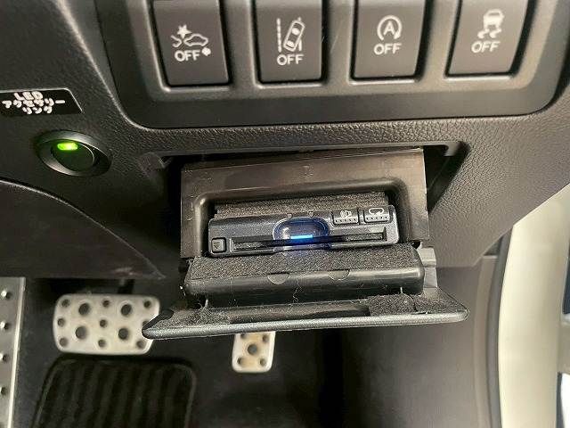 SUBARU LEGACY OUTBACK 2015 Image 31