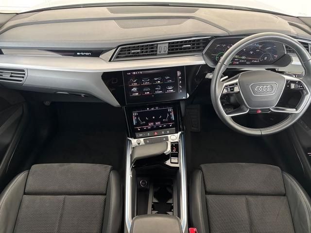 AUDI E-TRON SPORTBAC 2020 Image 31