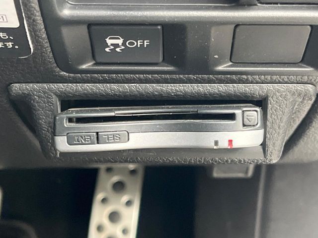 SUBARU LEGACY OUTBACK 2011 Image 31