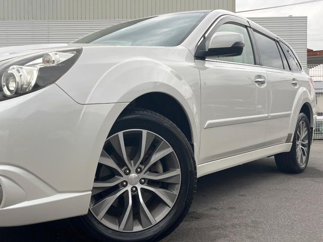 SUBARU LEGACY OUTBACK 2011 Image 31