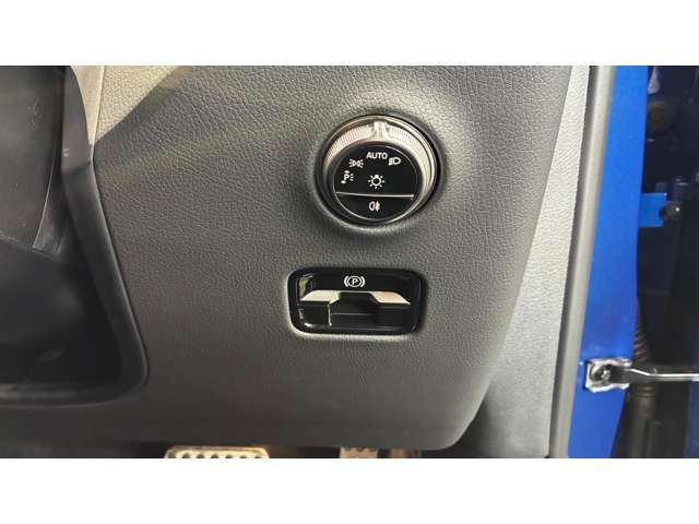 MERCEDES BENZ GLC CL 2025 Image 31