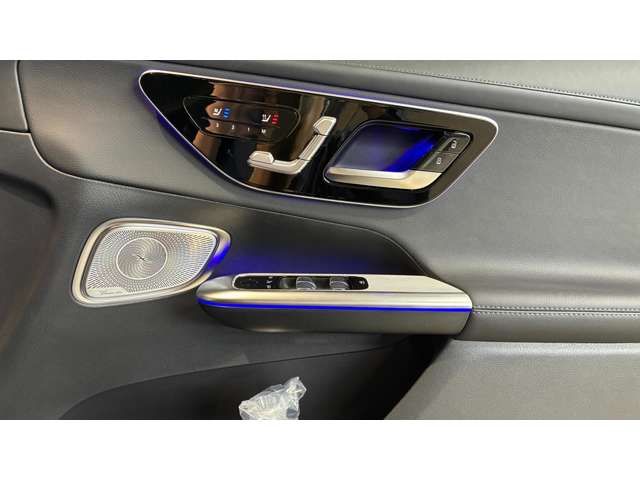 MERCEDES BENZ GLC CL 2025 Image 31