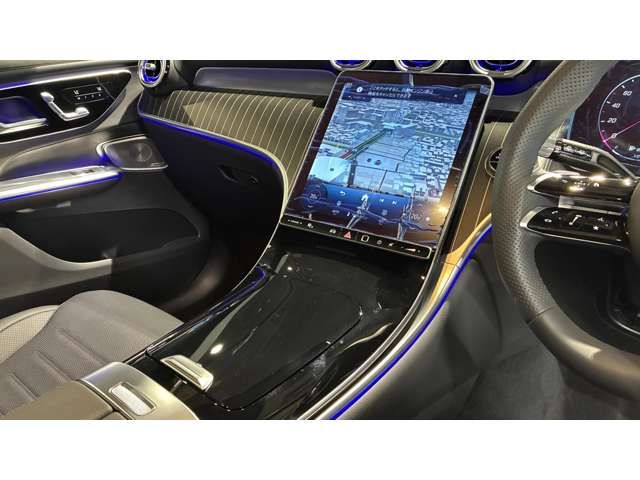 MERCEDES BENZ GLC CL 2025 Image 31