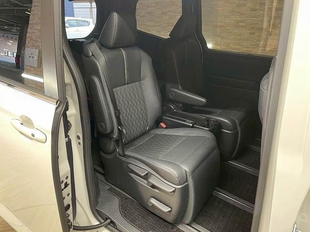 TOYOTA NOAH 2022 Image 31