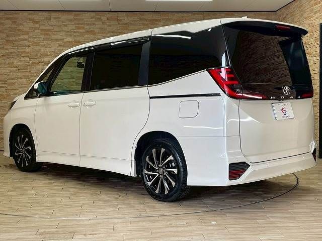TOYOTA NOAH 2022 Image 31