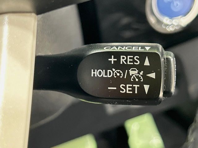 TOYOTA PRIUS PHV 2017 Image 31