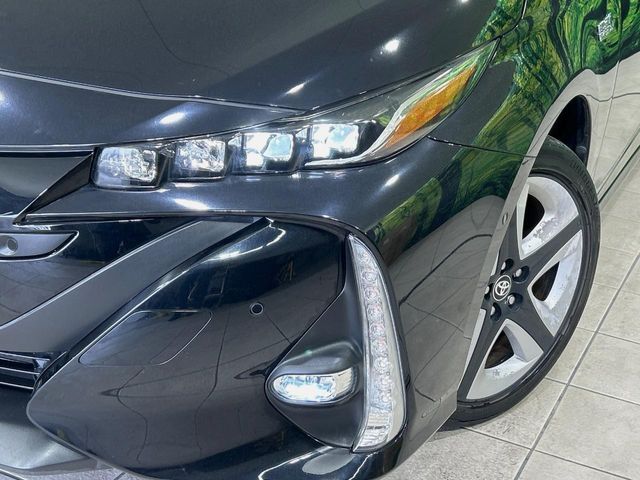 TOYOTA PRIUS PHV 2017 Image 31