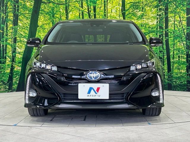 TOYOTA PRIUS PHV 2017 Image 31