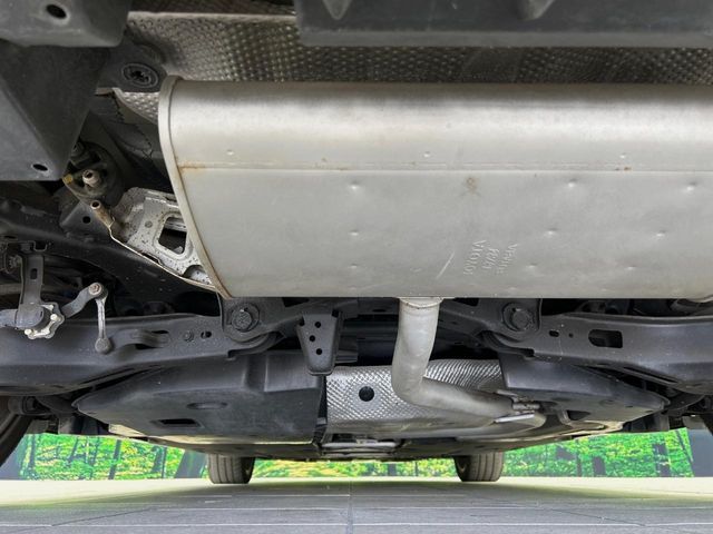 TOYOTA PRIUS PHV 2017 Image 31