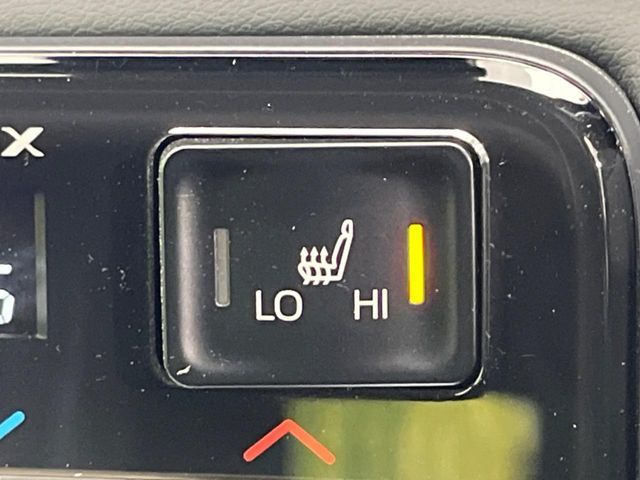 TOYOTA NOAH HYBRID 2022 Image 31