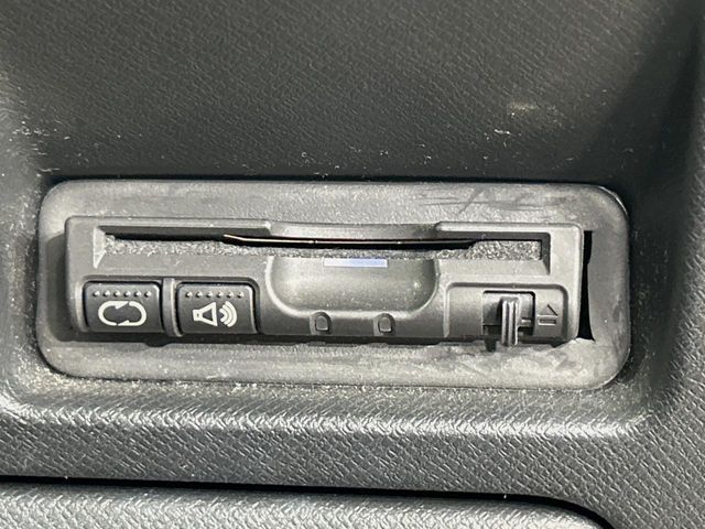 HONDA STEPWAGON SPADA 2013 Image 31