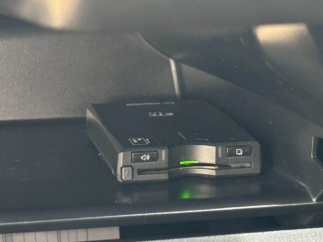 TOYOTA HILUX 4WD 2023 Image 31