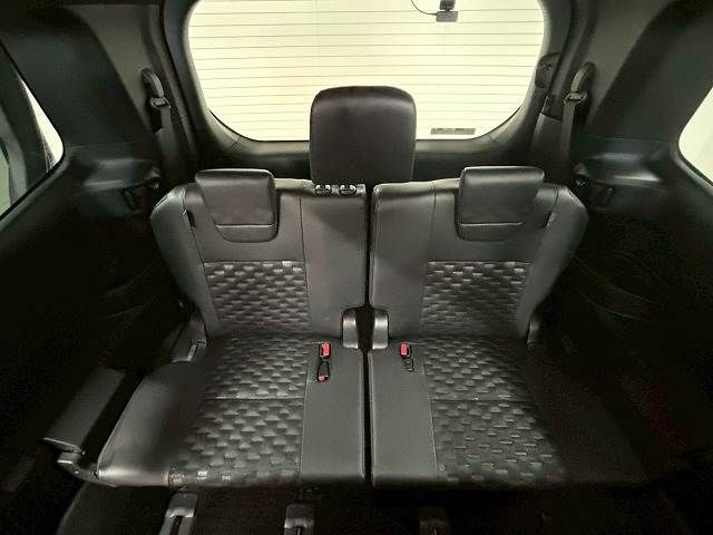 TOYOTA VOXY HYBRID 2023 Image 31