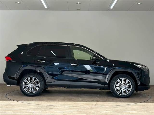 TOYOTA RAV4 HYBRID 4WD 2023 Image 31