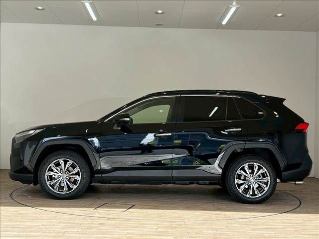 TOYOTA RAV4 HYBRID 4WD 2023 Image 31