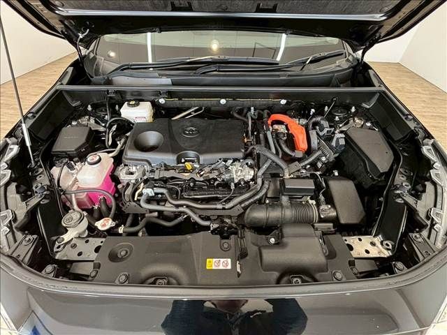 TOYOTA RAV4 HYBRID 4WD 2023 Image 31